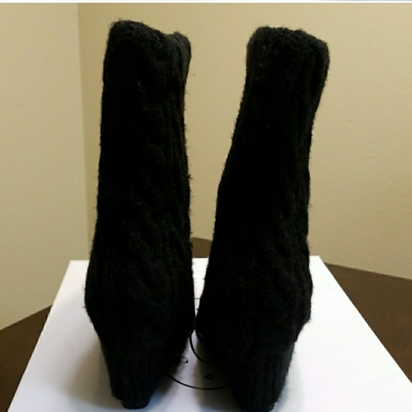 Steve Madden - Picture 2 of 4